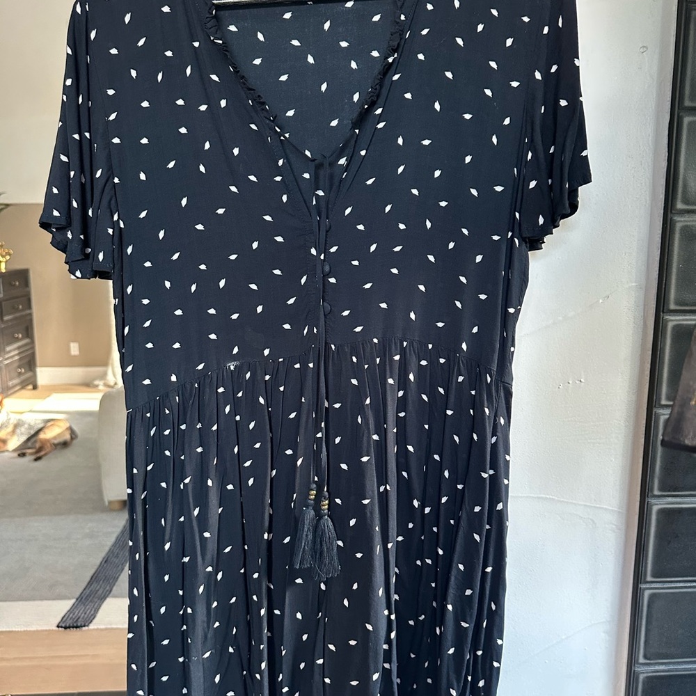 Kivari Black Dress with Cream Accents